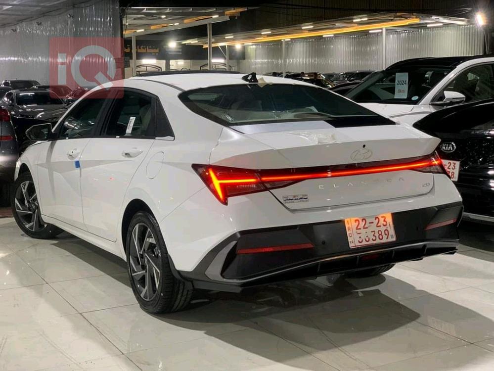 هیوندای ئەلەنترا